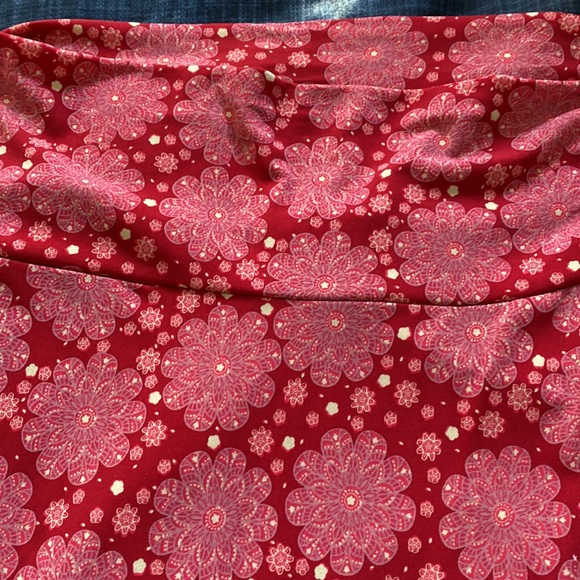 LulaRoe Azure skirt size large - Picture 2 of 5